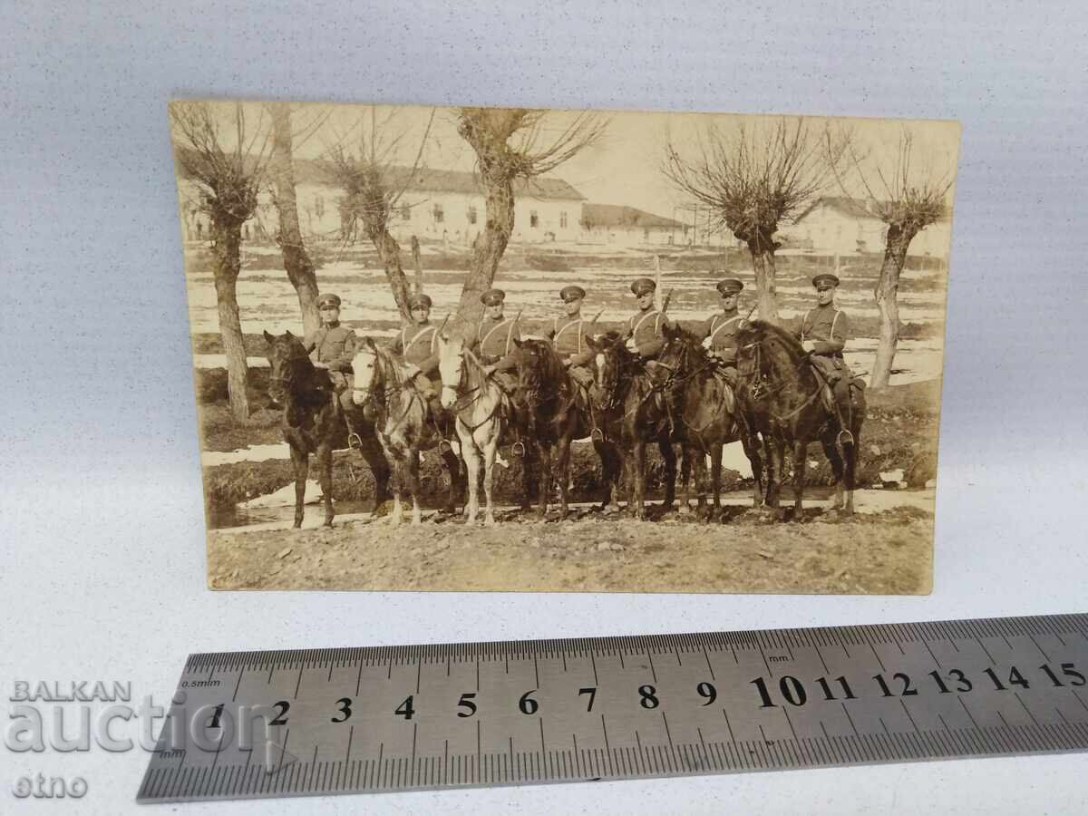 ETROPOLE, FOTOGRAFIE REGALĂ, CAVALERIST, SOLDAT, UNIFORMĂ cu preț 25.00 BGN | € 12.78