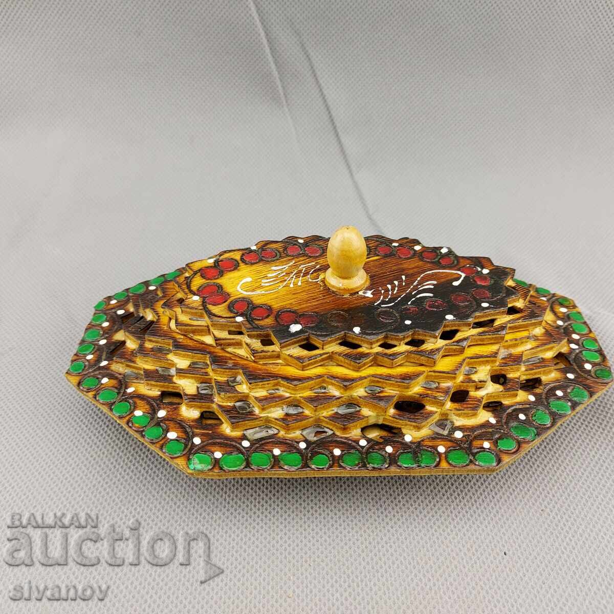 Cutie de bijuterii din lemn, veche, lucrată manual #2856