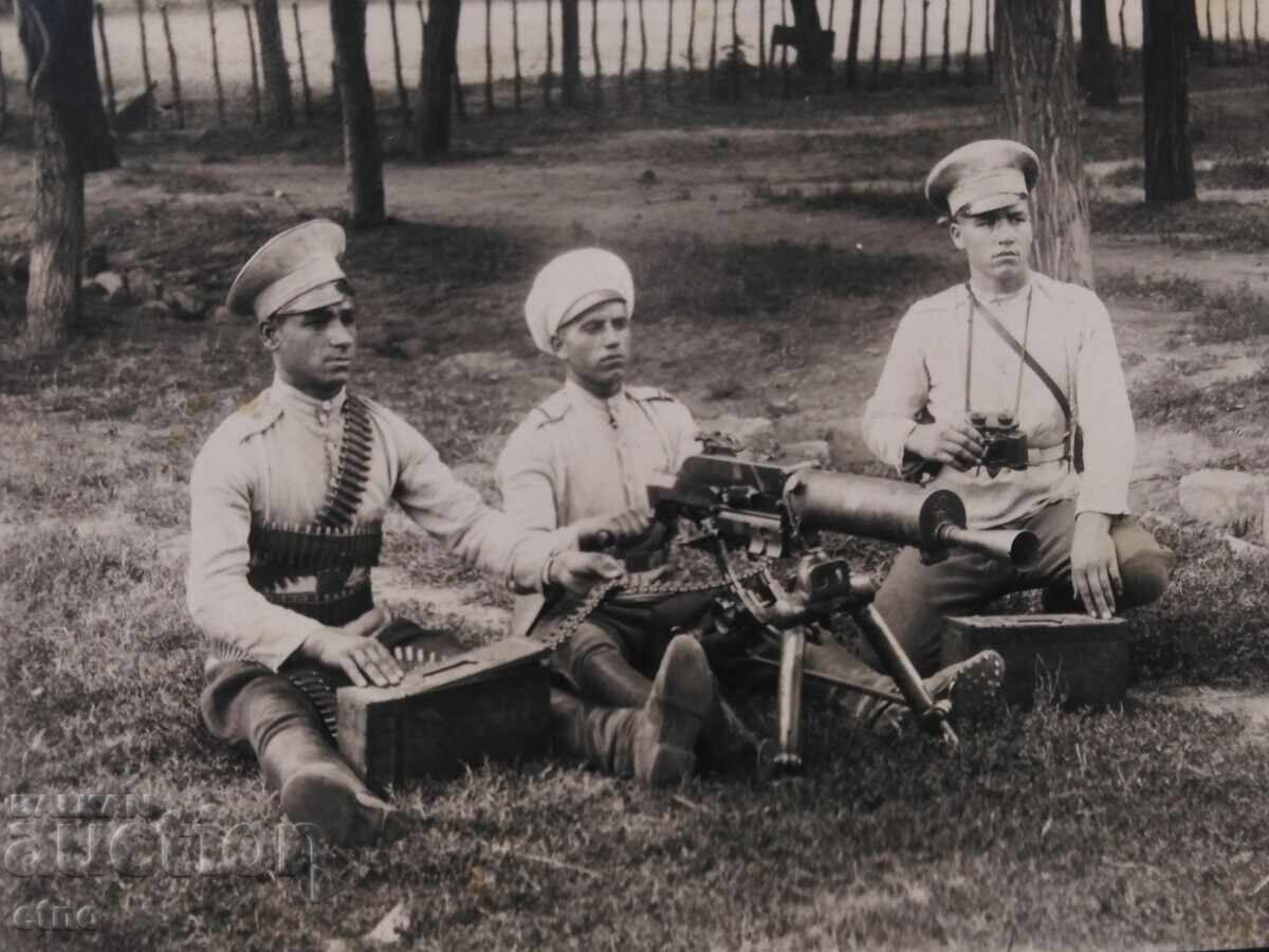 Βασιλική Φωτογραφία, 3ο Σύνταγμα Ιππικού, Πολυβολητές