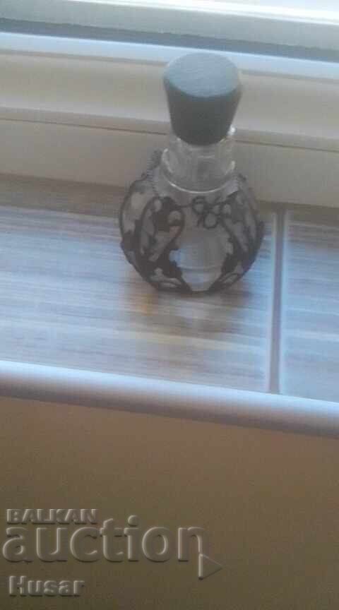 Μπουκαλάκι αρώματος, περίτεχνη διακόσμηση με τιμή 29.99 BGN | € 15.33 Μπουκαλάκι αρώματος, περίτεχνη διακόσμηση με τιμή 29.99 BGN | € 15.33