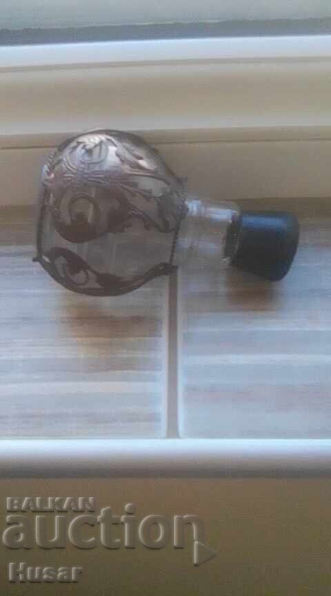 Δημοπρασία Μπουκαλάκι αρώματος, περίτεχνη διακόσμηση Δημοπρασία Μπουκαλάκι αρώματος, περίτεχνη διακόσμηση