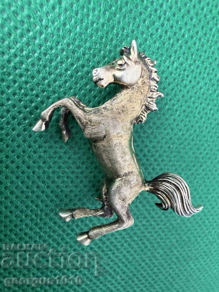 Ασημένια καρφίτσα με επιχρύσωση Νο. 7523 με τιμή 95.00 BGN | € 48.57 Ασημένια καρφίτσα με επιχρύσωση Νο. 7523 με τιμή 95.00 BGN | € 48.57