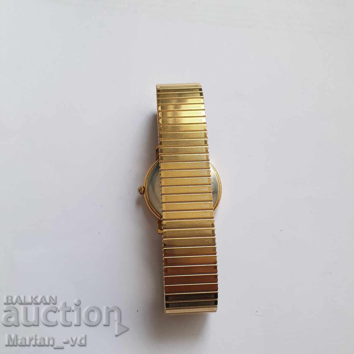 Доставка на Мъжки часовник догма кварц Доставка на Мъжки часовник догма кварц