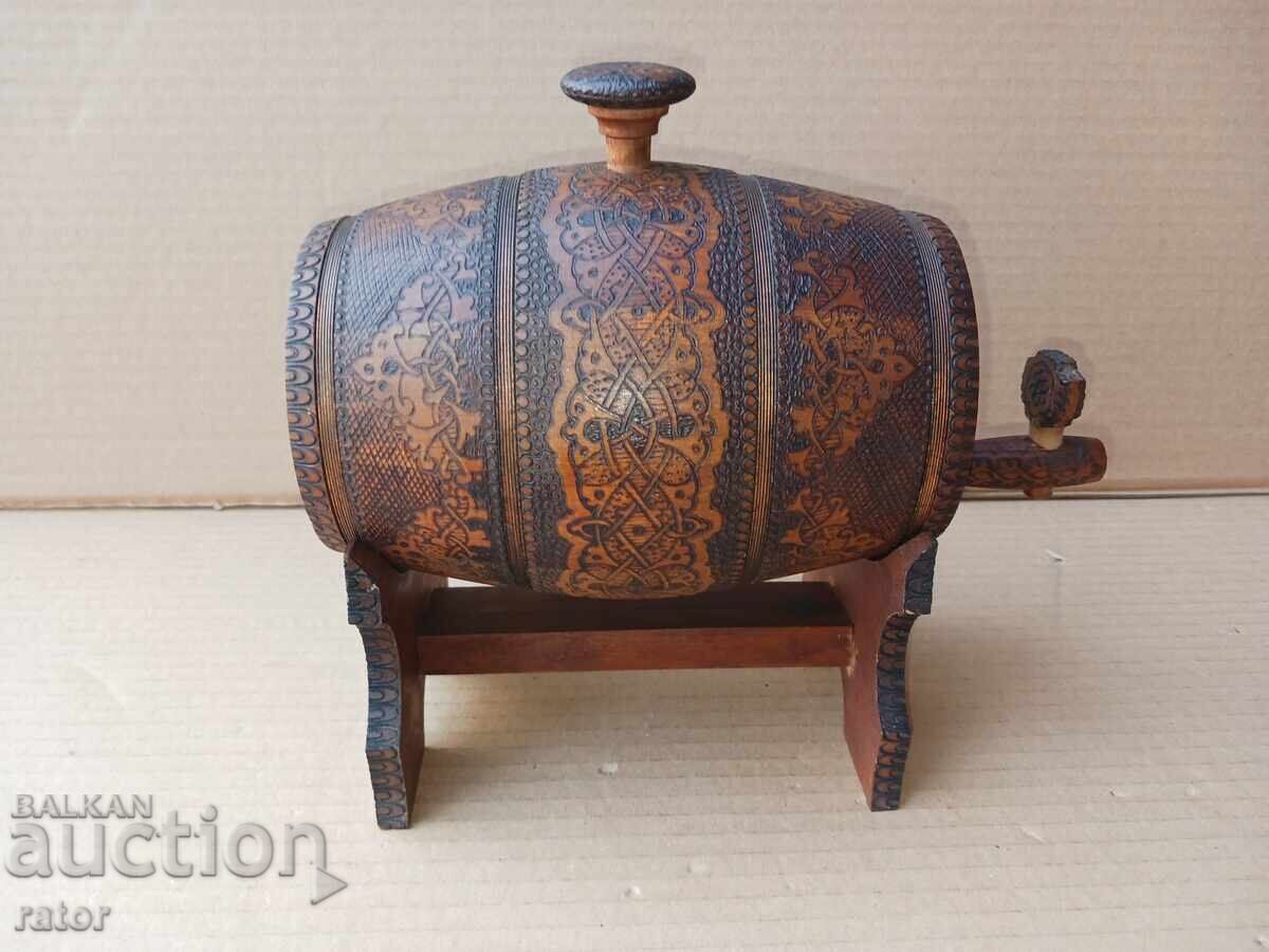 Δημοπρασία Όμορφο παλιό ξύλινο βαρελάκι με βάση - 1 λίτρο, γερό Δημοπρασία Όμορφο παλιό ξύλινο βαρελάκι με βάση - 1 λίτρο, γερό