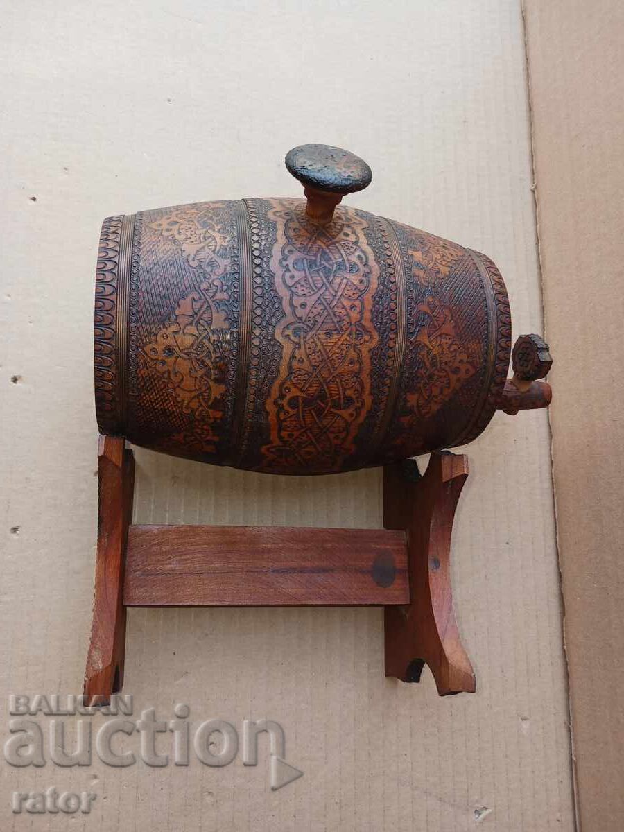 Όμορφο παλιό ξύλινο βαρελάκι με βάση - 1 λίτρο, γερό - 6 Όμορφο παλιό ξύλινο βαρελάκι με βάση - 1 λίτρο, γερό - 6