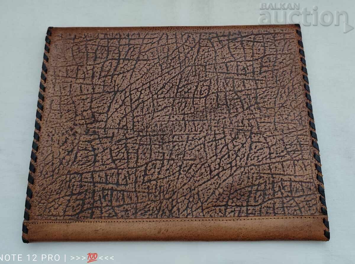 Auction  LEATHER FOLDER OZZU STARA ZAGORA