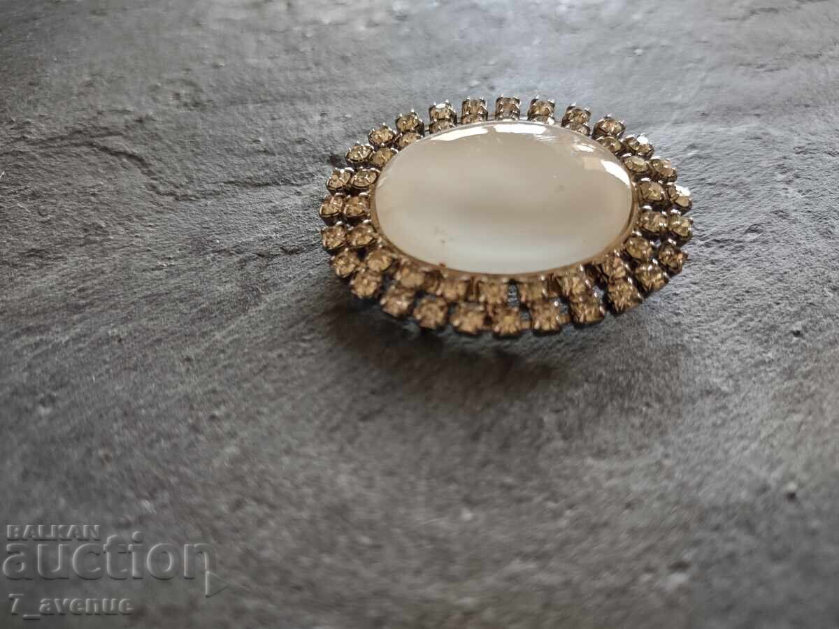 Много красива изтънчена брошка 70те  22.10.25 с цена 49.00 лв. | € 25.05