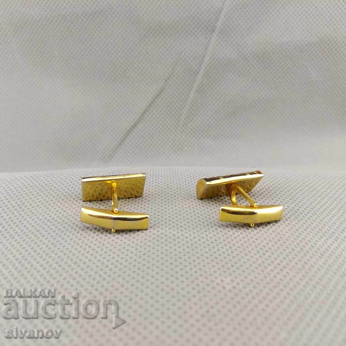 Δημοπρασία Όμορφα παλιά μανικετόκουμπα σε χρυσό χρώμα #2937 Δημοπρασία Όμορφα παλιά μανικετόκουμπα σε χρυσό χρώμα #2937