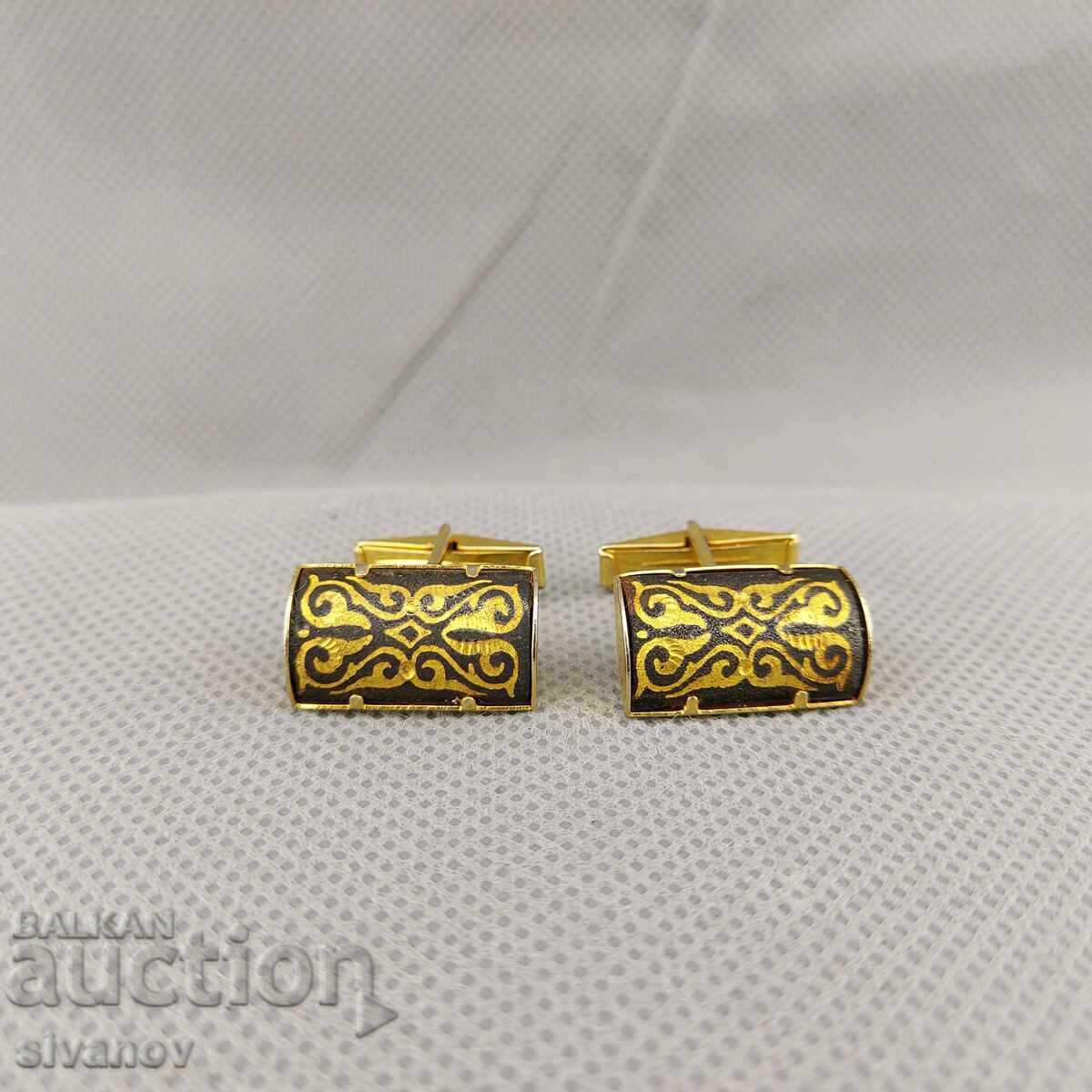 Όμορφα παλιά μανικετόκουμπα σε χρυσό χρώμα #2937 Όμορφα παλιά μανικετόκουμπα σε χρυσό χρώμα #2937