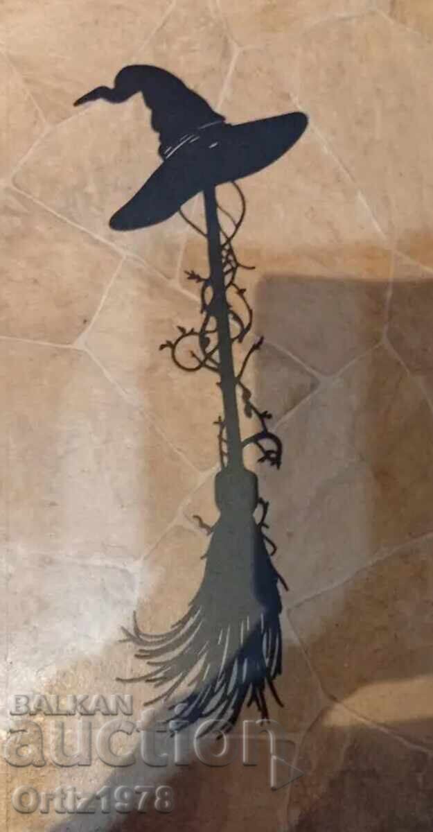 Metal Halloween Decoration, 30cm with price 30.00 BGN | € 15.34 Metal Halloween Decoration, 30cm with price 30.00 BGN | € 15.34
