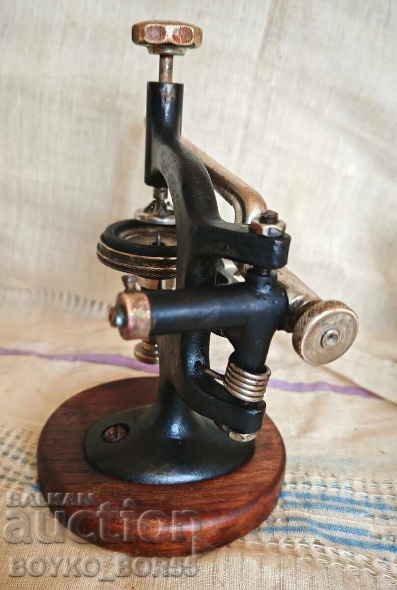 Δημοπρασία Σούπερ Σπάνιο Μηχάνημα Κοπής Γυαλιού για Ρολόγια 19ου αιώνα Δημοπρασία Σούπερ Σπάνιο Μηχάνημα Κοπής Γυαλιού για Ρολόγια 19ου αιώνα