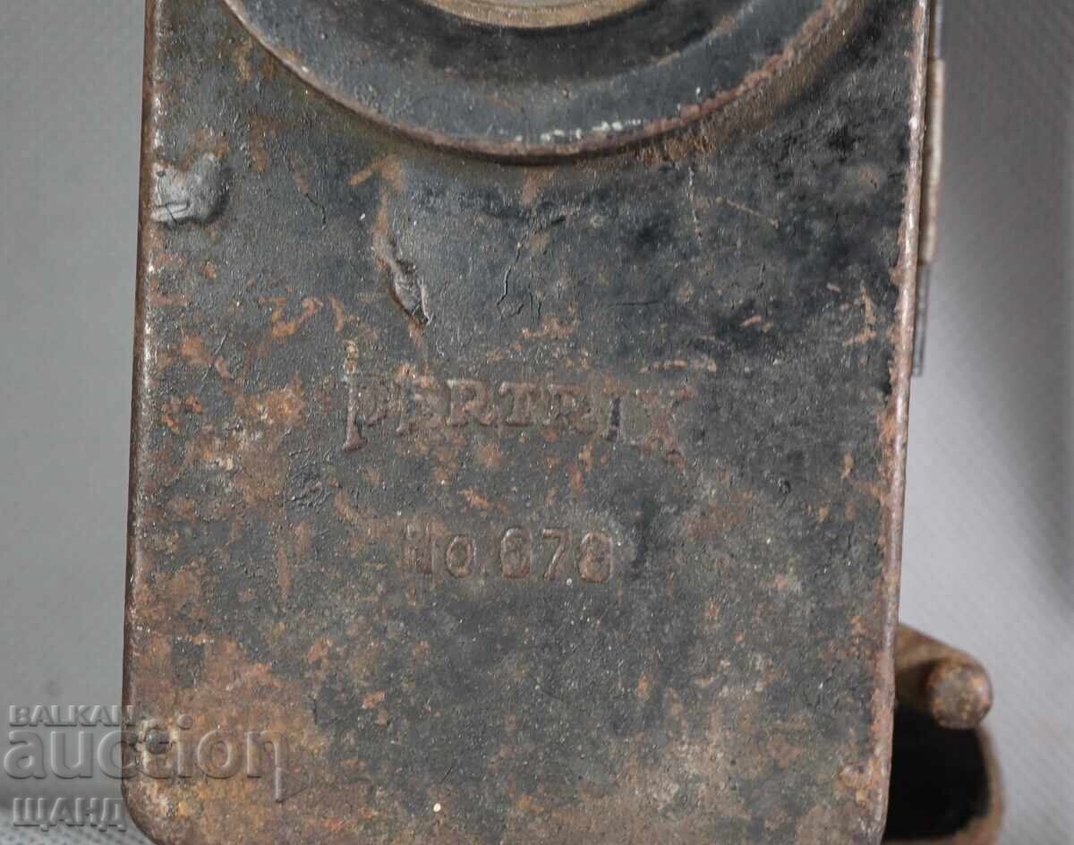 PETRIX 678 Φανάρι στρατιώτη Γερμανικού Β' Παγκοσμίου Πολέμου με τιμή 20.25 BGN | € 10.35