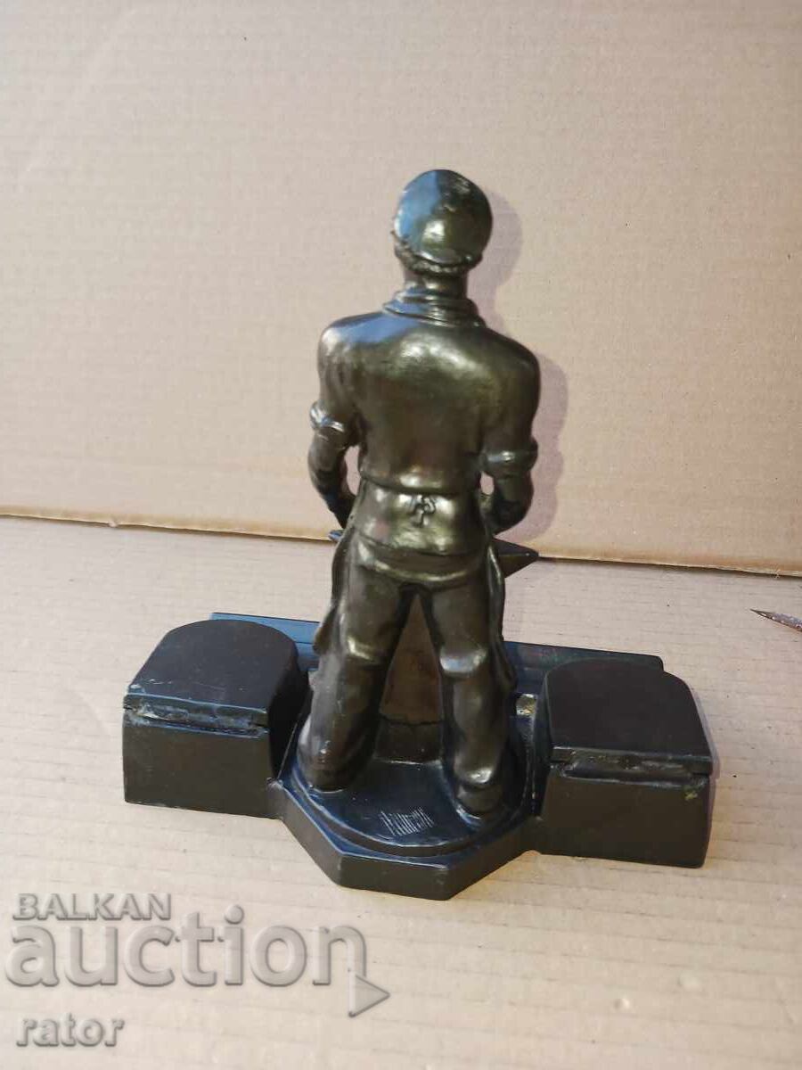 Old metal inkwell - BLACKSMITH, figurine, penholders - 6 Old metal inkwell - BLACKSMITH, figurine, penholders - 6