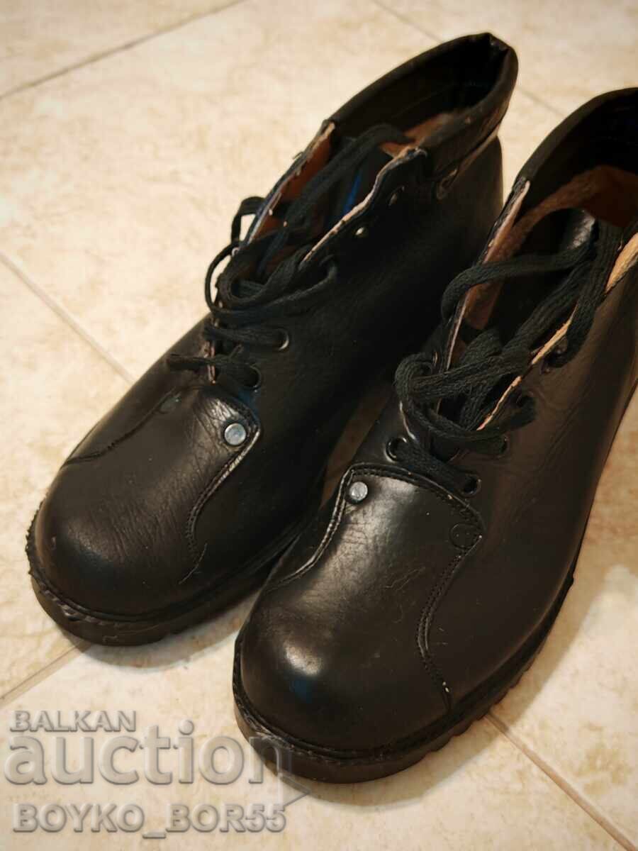 Brand New Bulgarian Men's Socialist Boots Pirin Size 42 - 5