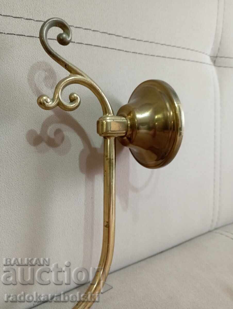 Delivery of Two brass wall sconces Delivery of Two brass wall sconces