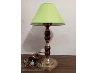 Lampă veche, frumoasă, cu abajur verde