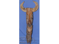 Sculptură din lemn lucrată manual