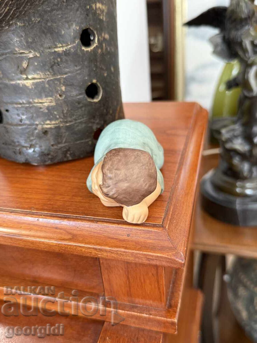 Auction  Goebel Nina Porcelain Figurine - marco. No. 7529