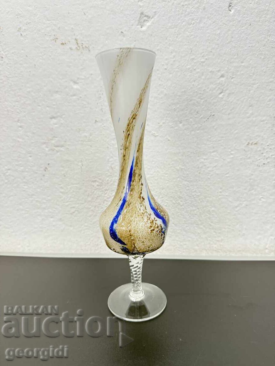 Κομψό γυάλινο βάζο "Veteria di Borgonovo". №7530 Κομψό γυάλινο βάζο "Veteria di Borgonovo". №7530