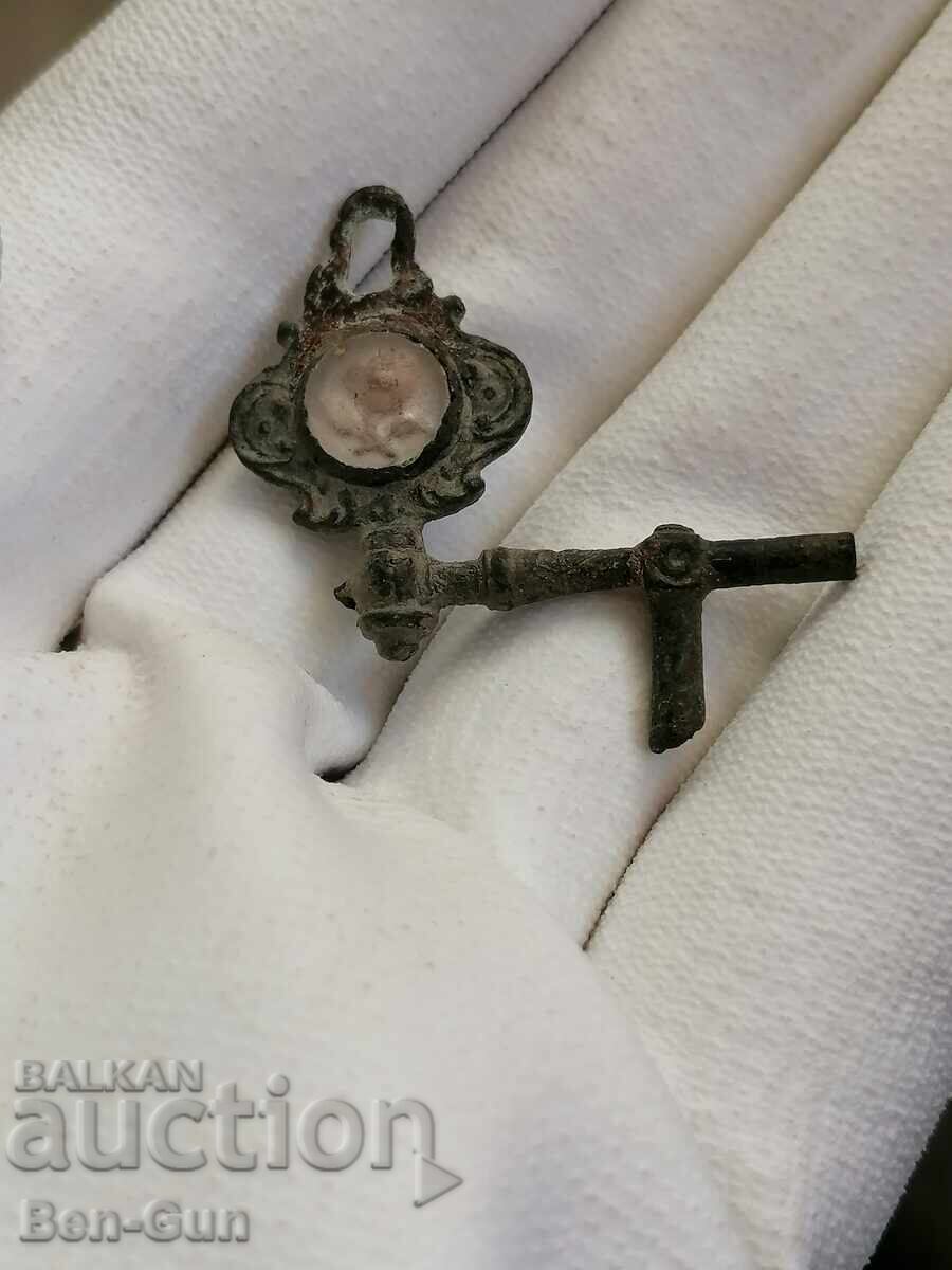 Παράδοση Klyuch για κούρδισμα ρολογιού τσέπης