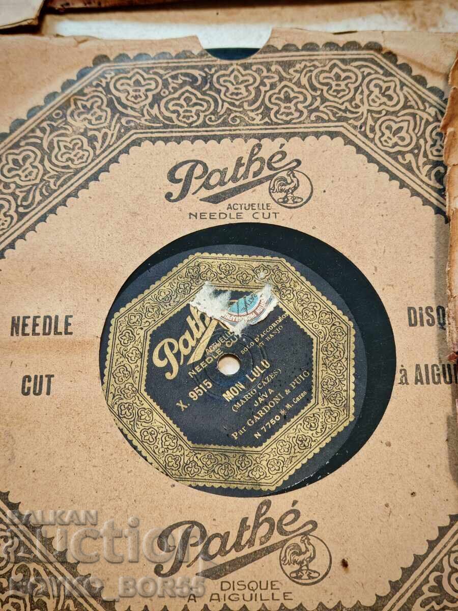 Auction Lot 11 Old Tsar and Bulgarian Gramophone Records 1930s-50s Auction Lot 11 Old Tsar and Bulgarian Gramophone Records 1930s-50s