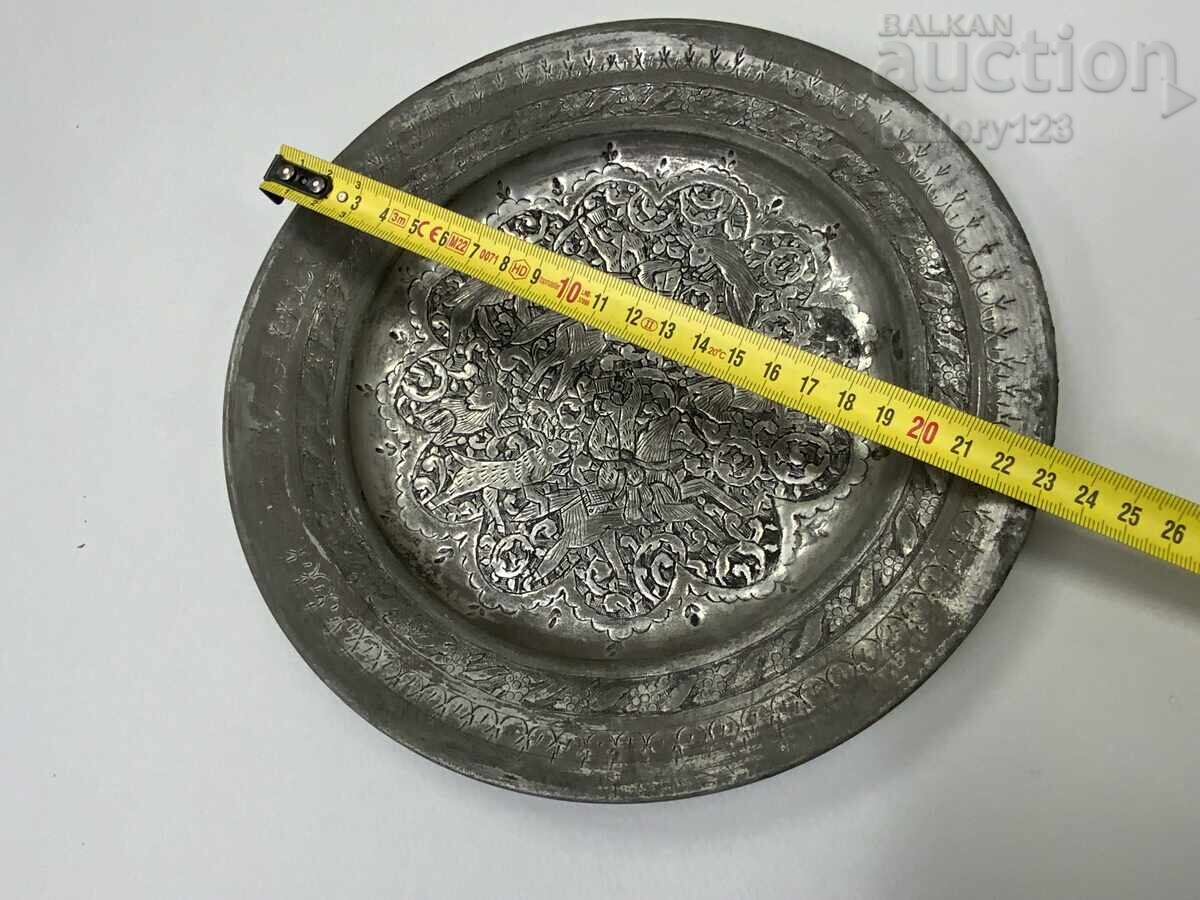Delivery of Old hammered copper plate/dish/bowl Delivery of Old hammered copper plate/dish/bowl