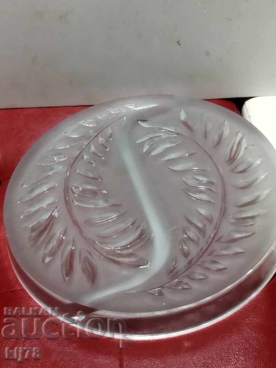 Livrarea Farfurie de sticla