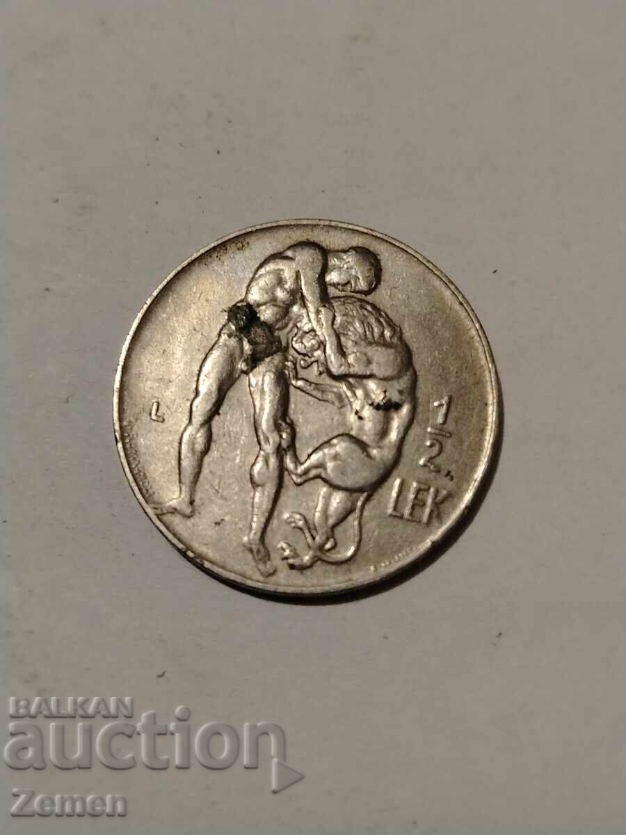 O monedă cu preț 20.00 BGN | € 10.23 O monedă cu preț 20.00 BGN | € 10.23