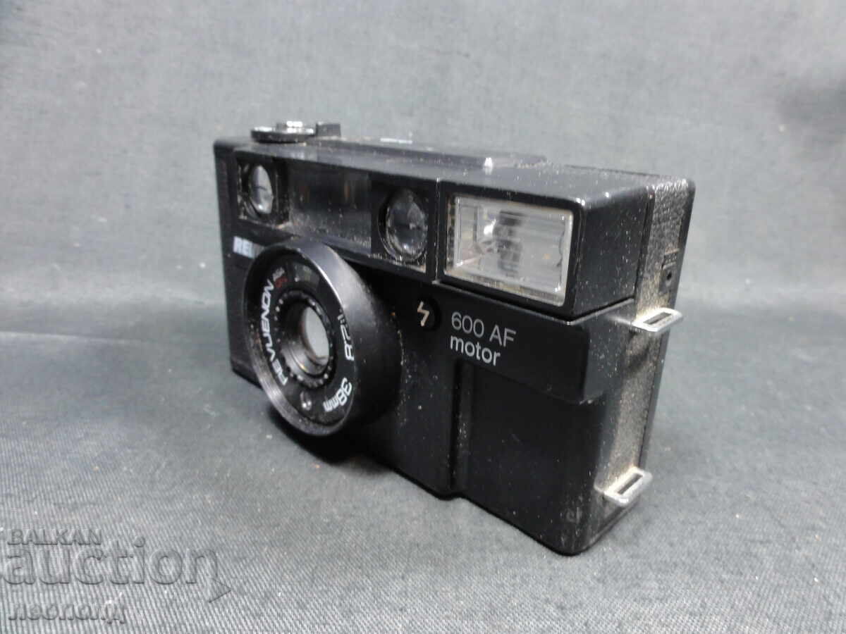 BZC STAR RETRO FILM CAMERA REVUE 600 AF MOTOR with price 21.00 BGN | € 10.74