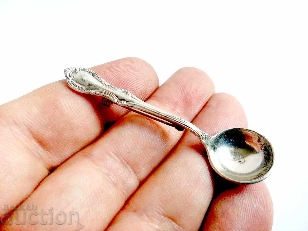 Licitație Veche broșă de argint, polonic pentru șef bucătar