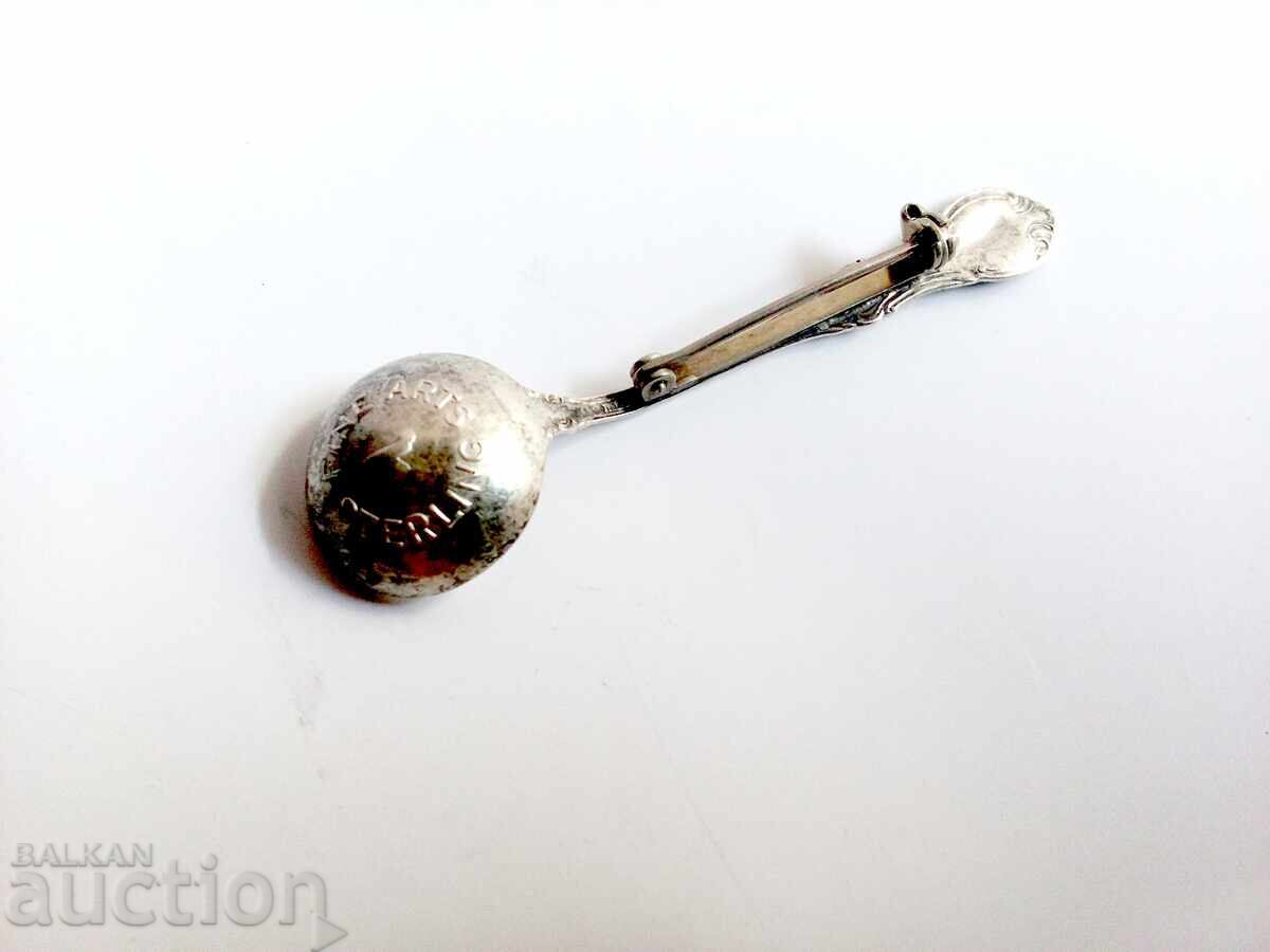 Livrarea Veche broșă de argint, polonic pentru șef bucătar