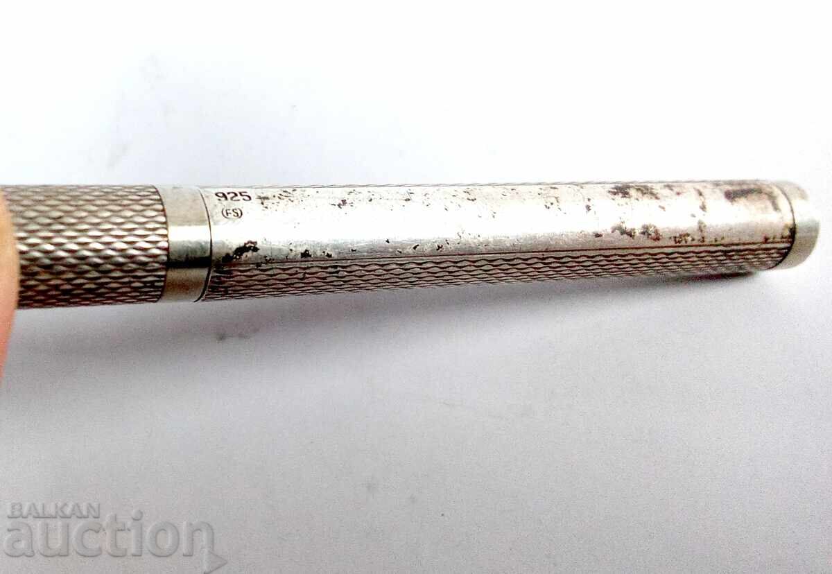 Delivery of Silver pen