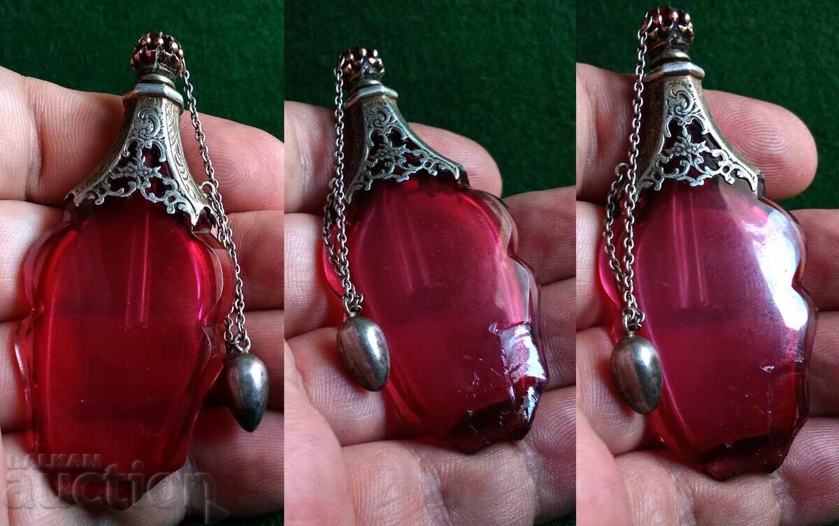 Доставка на Античен викториански флакон за парфюм от 1890г