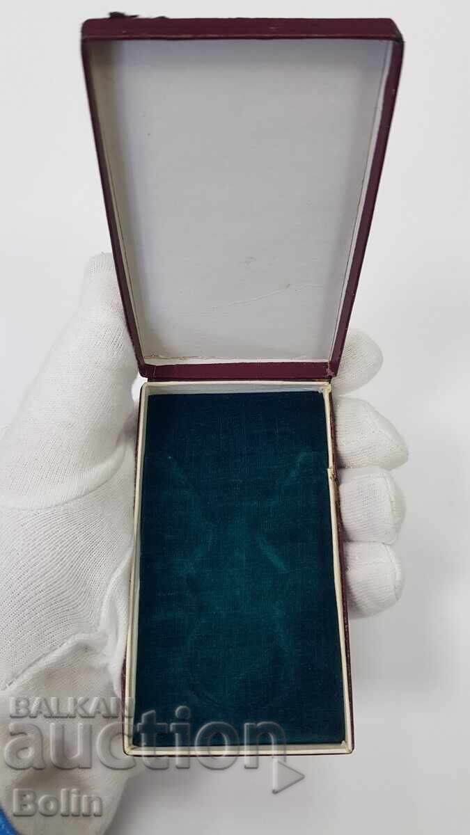 Прекрасна царска кутия за Бронзов Медал За Заслуга с корона - 6 Прекрасна царска кутия за Бронзов Медал За Заслуга с корона - 6