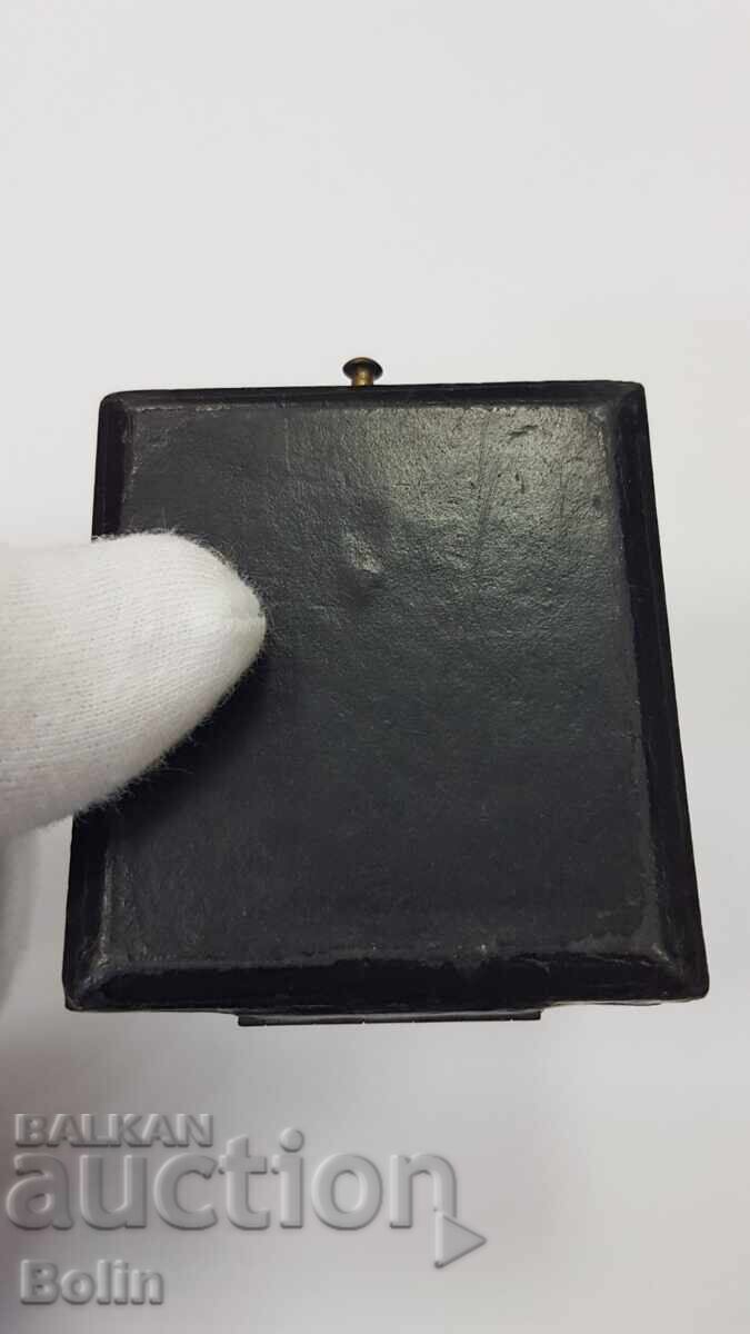 Πολύ σπάνιο κουτί πριγκιπικού μεταλλίου επιτραπέζιου Πλόβντιβ 1892 - 7