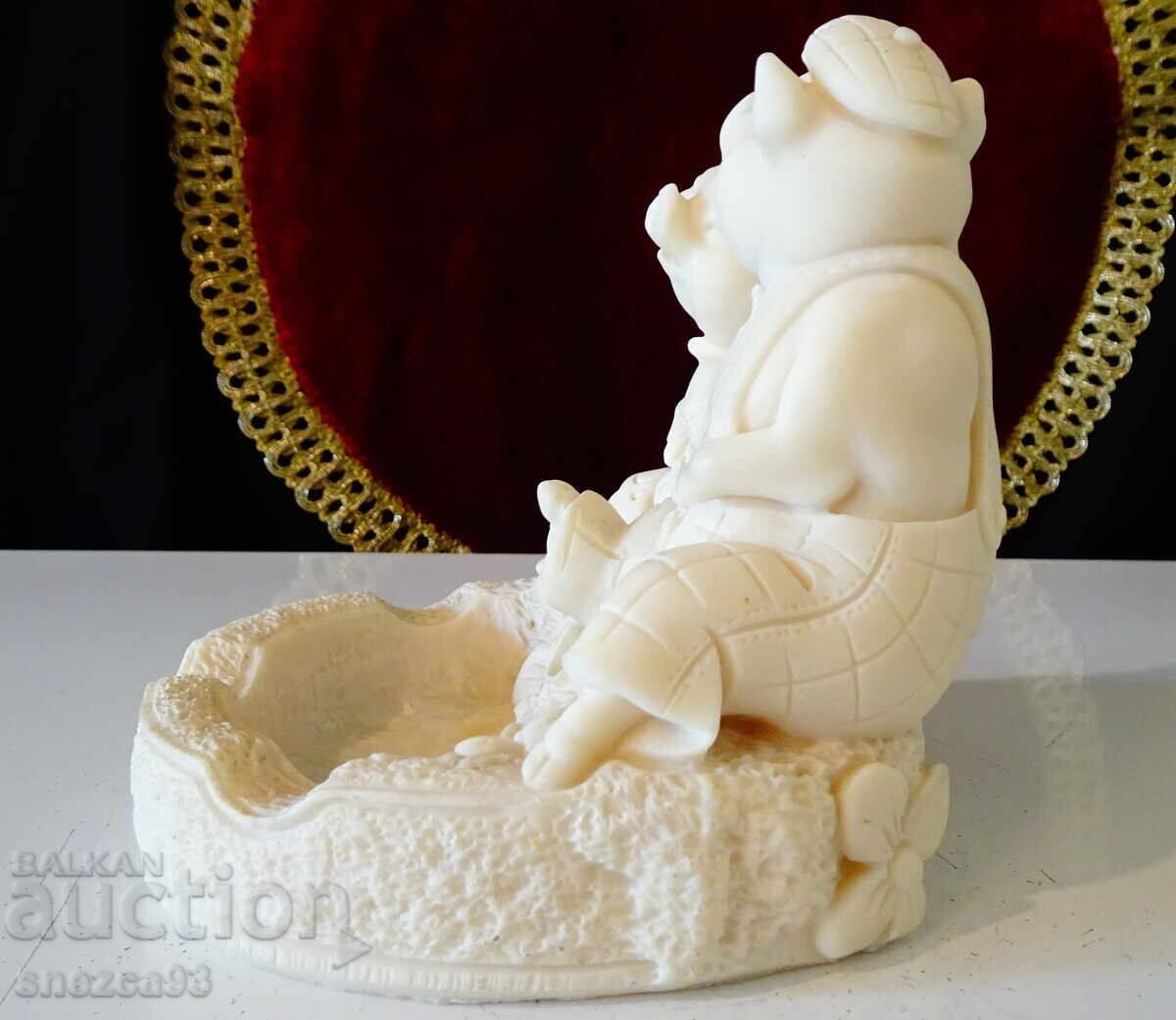 Ashtray with the Figure of Two Piglets, Faro Italy - 6 Ashtray with the Figure of Two Piglets, Faro Italy - 6