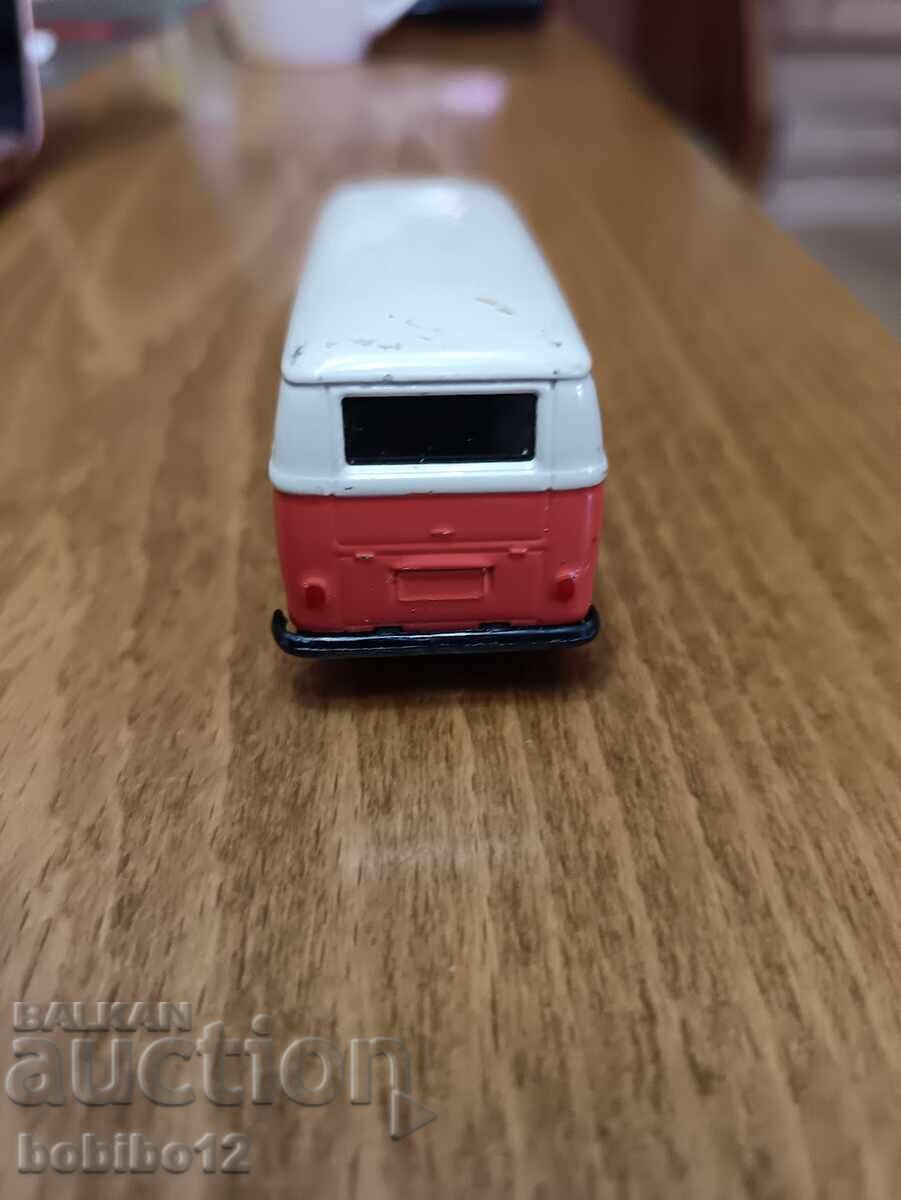 Delivery of Volkswagen Microbus/Volkswagen T1