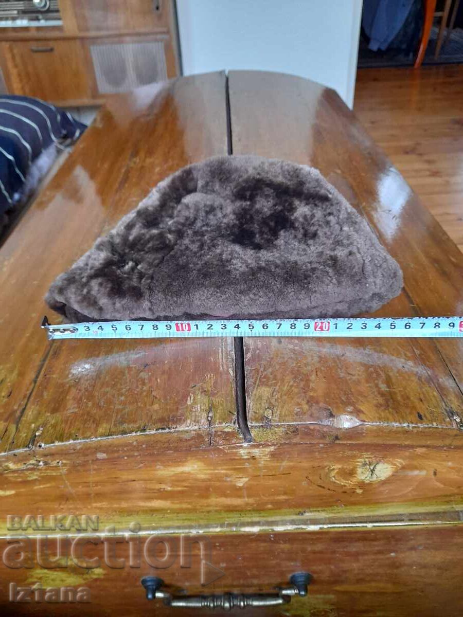 Old hat, cap with price 110.00 BGN | € 56.24