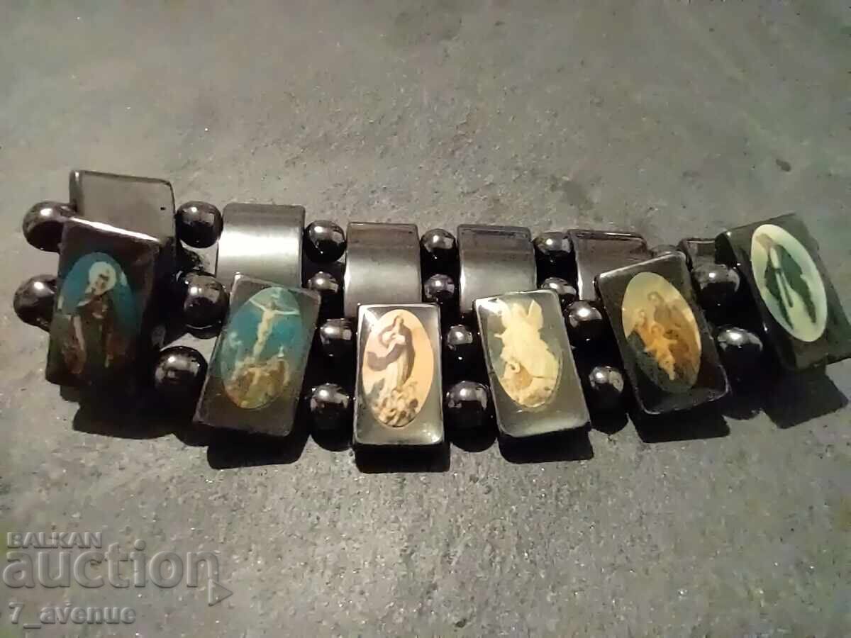 Εντυπωσιακό βραχιόλι, Αιματίτης με θρησκευτικές εικόνες 22.10.25 με τιμή 49.00 BGN | € 25.05