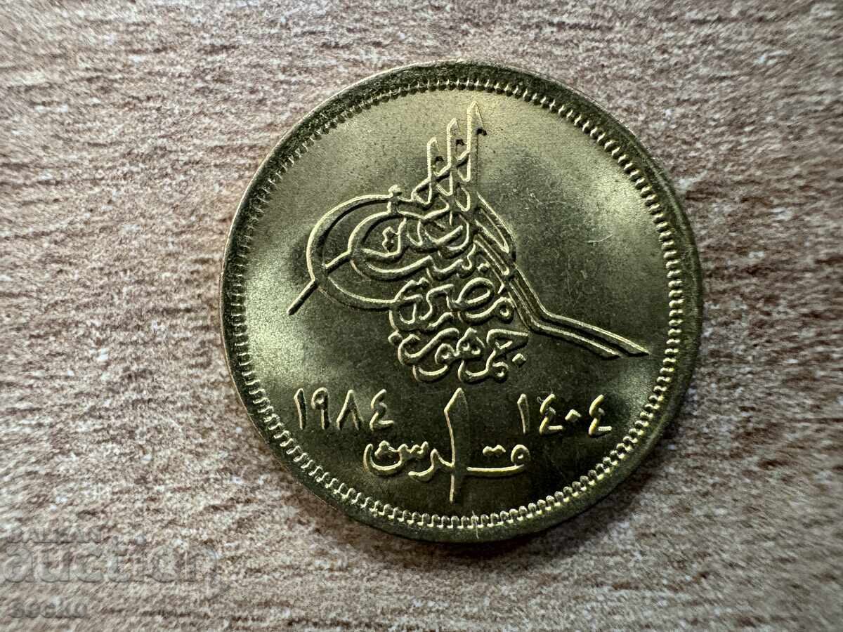 Αίγυπτος - 5 πιάστρα (1984) - Χριστιανικό έτος (١٩٨٤) αριστερά Αίγυπτος - 5 πιάστρα (1984) - Χριστιανικό έτος (١٩٨٤) αριστερά