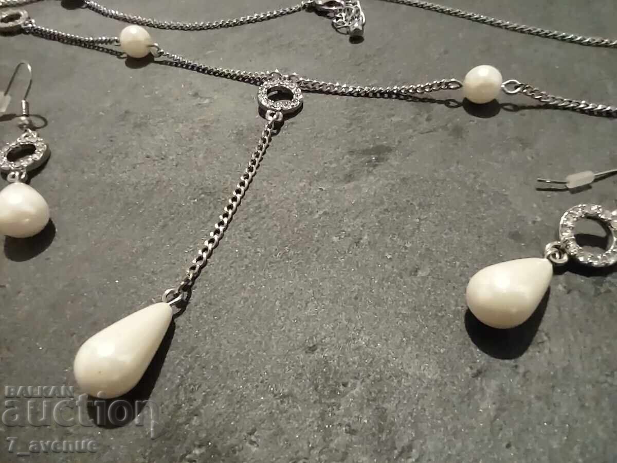 Auction  Necklace and earrings set, beauty and freshness 22.10.25