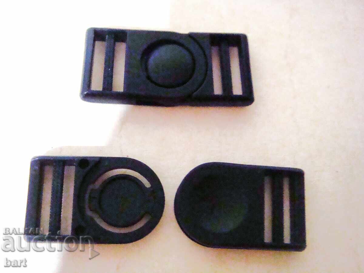 Πλαστικά κουμπώματα - 100 τμχ με τιμή 20.00 BGN | € 10.23