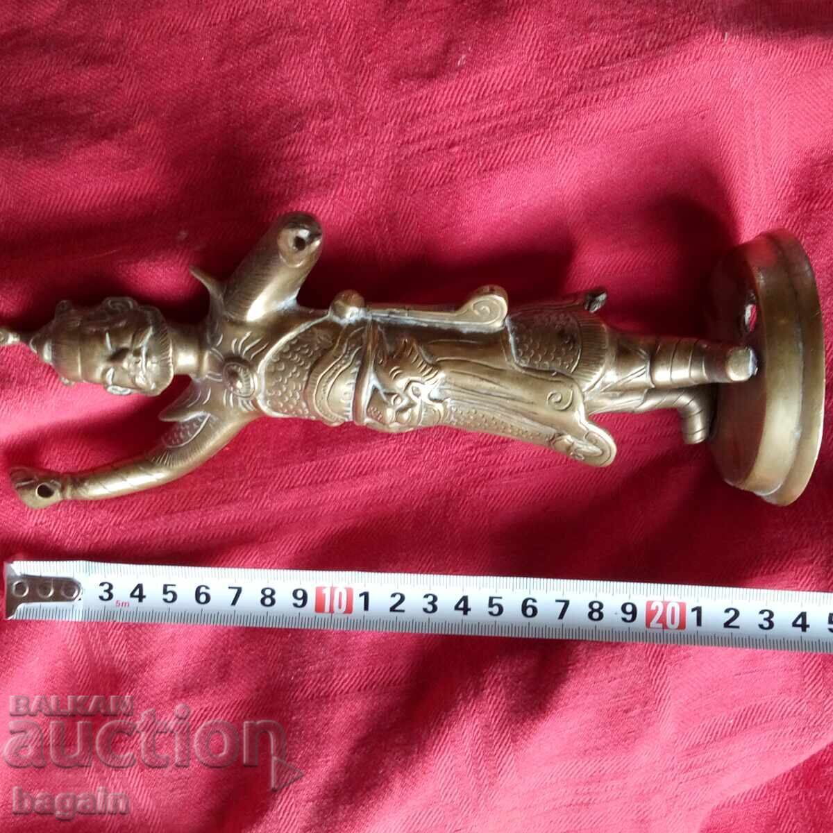 Statuie de bronz a unui războinic - 6