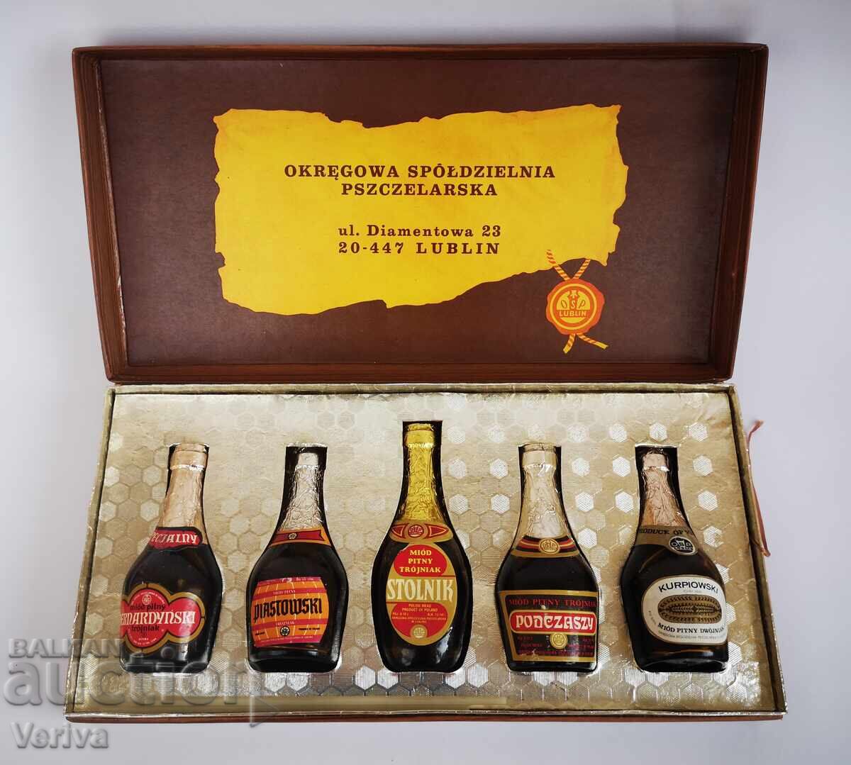 Συλλεκτικό επετειακό πολωνικό κονιάκ της δεκαετίας του '70 του 20ού αιώνα Συλλεκτικό επετειακό πολωνικό κονιάκ της δεκαετίας του '70 του 20ού αιώνα