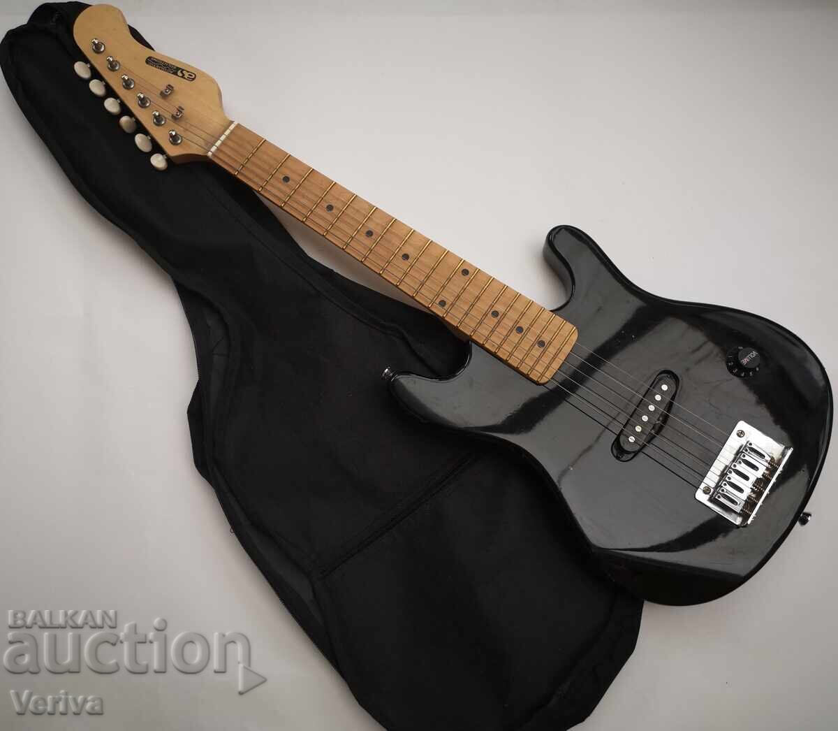 Ακουστική Ηλεκτρική Κιθάρα με Λουστραρισμένο Πιάνο Ακουστική Ηλεκτρική Κιθάρα με Λουστραρισμένο Πιάνο