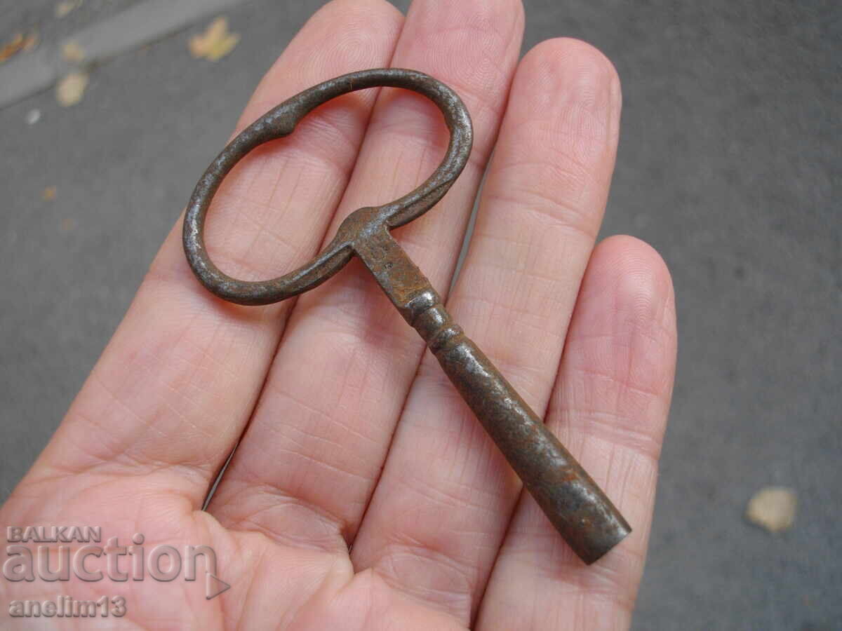 Δημοπρασία ΠΑΛΙΟ ΚΛΕΙΔΙ ΤΟΙΧΟΥ Ή ΚΛΕΙΔΙ ΡΟΛΟΓΙΟΥ ΤΖΑΚΙΟΥ Δημοπρασία ΠΑΛΙΟ ΚΛΕΙΔΙ ΤΟΙΧΟΥ Ή ΚΛΕΙΔΙ ΡΟΛΟΓΙΟΥ ΤΖΑΚΙΟΥ