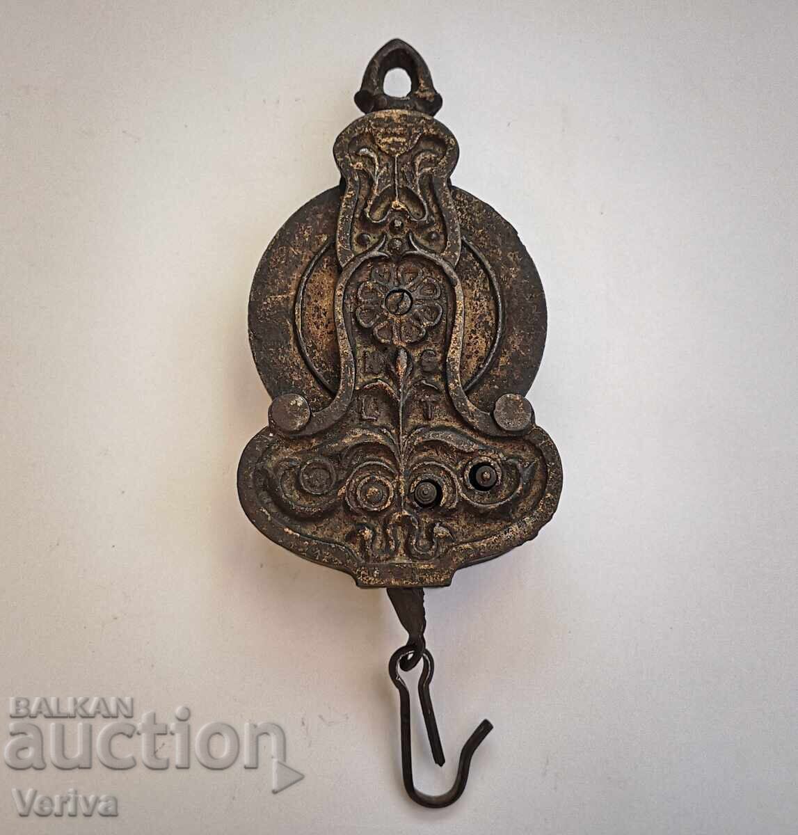 Gilded Cast Iron Pulley for Hanging a Chandelier from the 19th Century - 5 Gilded Cast Iron Pulley for Hanging a Chandelier from the 19th Century - 5