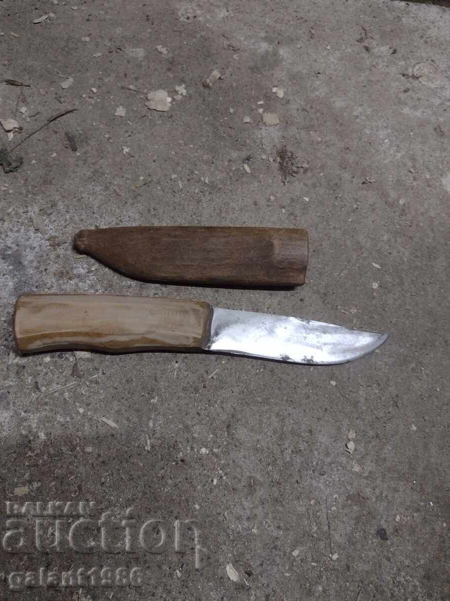 Delivery of BLADE KNIFE Delivery of BLADE KNIFE