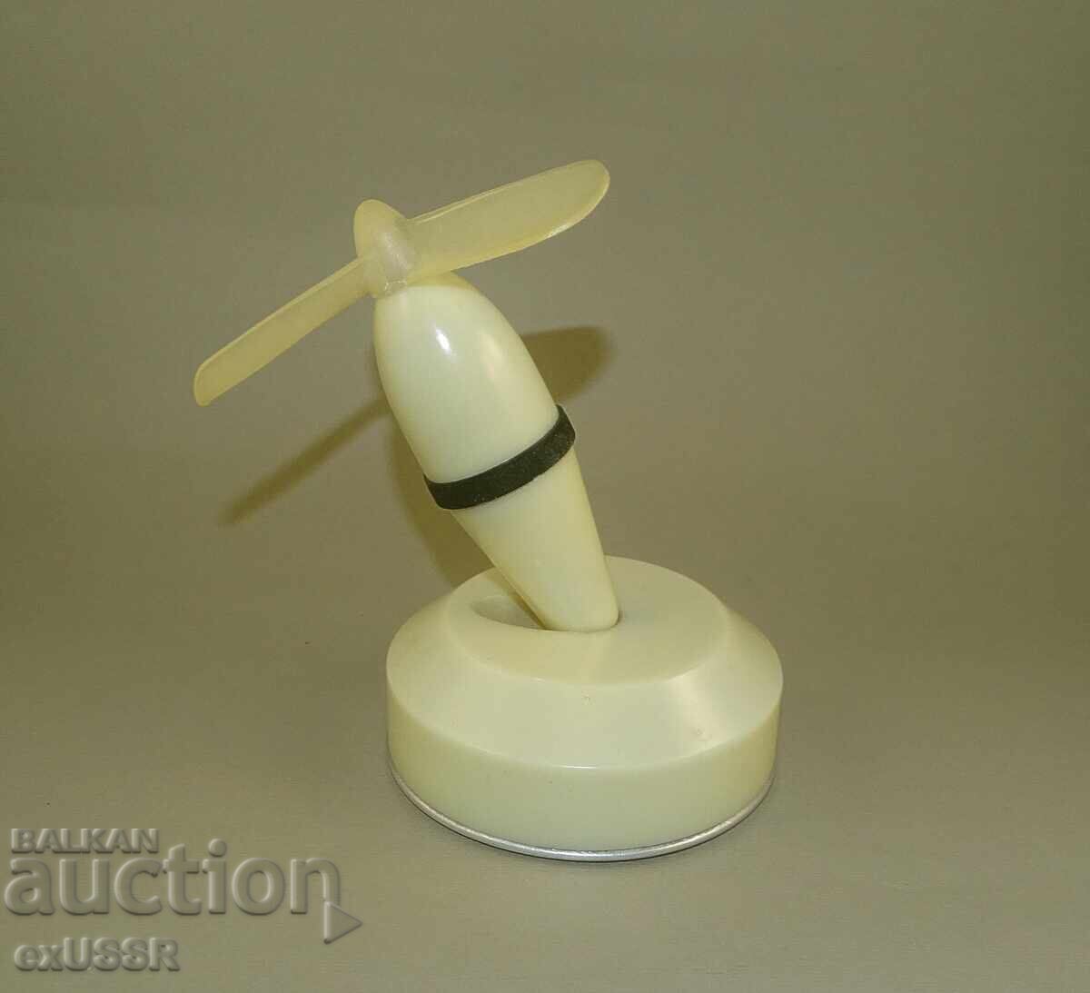 Old Polish small fan with battery, portable, bakelite - 5