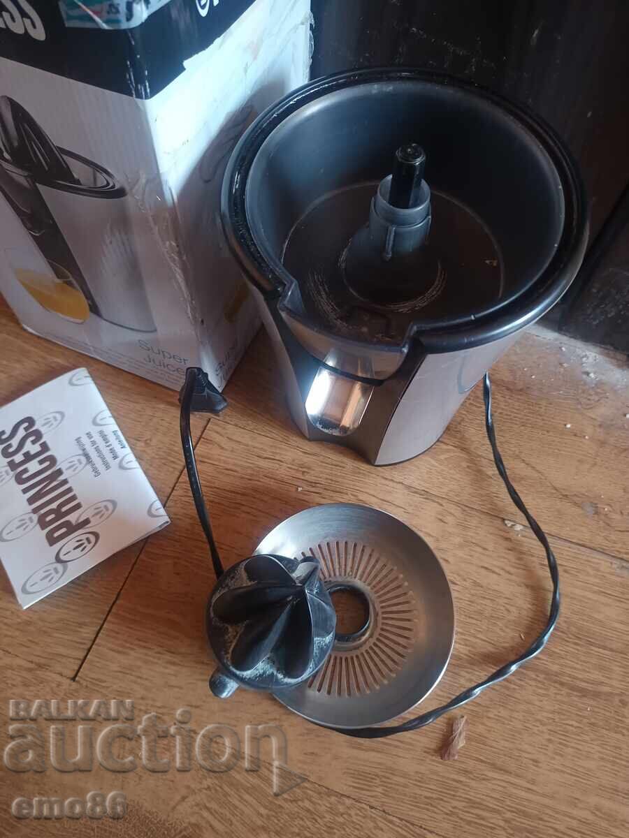 Princess citrus press B.Z.C with price 5.00 BGN | € 2.56 Princess citrus press B.Z.C with price 5.00 BGN | € 2.56